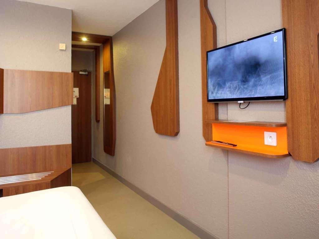 Отель Ibis Styles Жьен Экстерьер фото