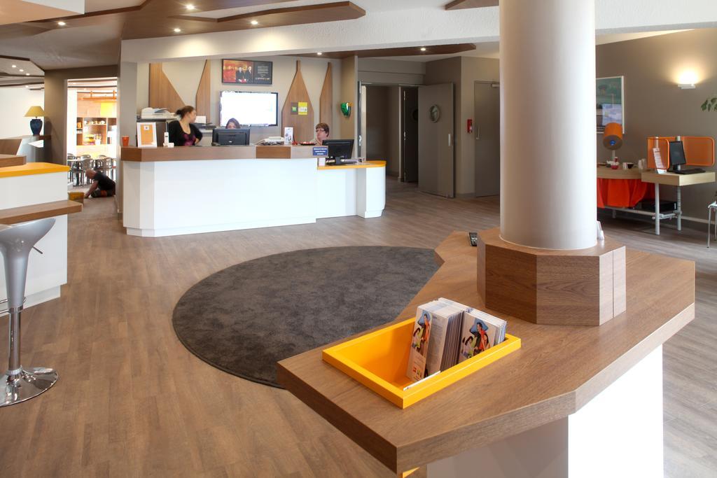 Отель Ibis Styles Жьен Экстерьер фото
