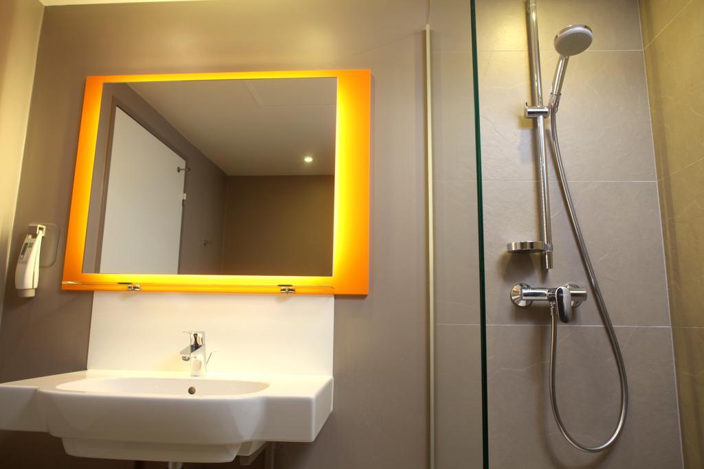 Отель Ibis Styles Жьен Номер фото