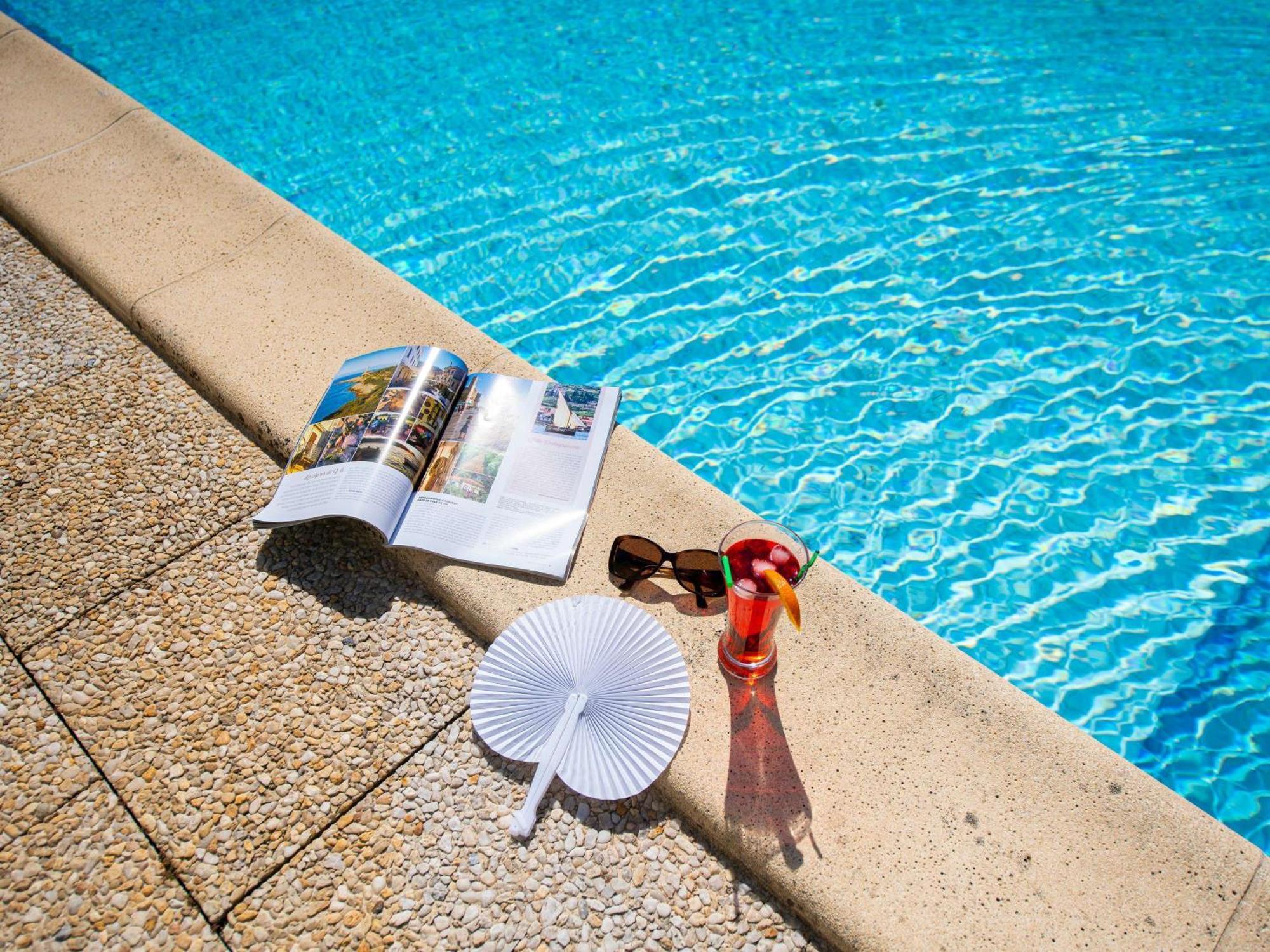 Отель Ibis Styles Жьен Экстерьер фото