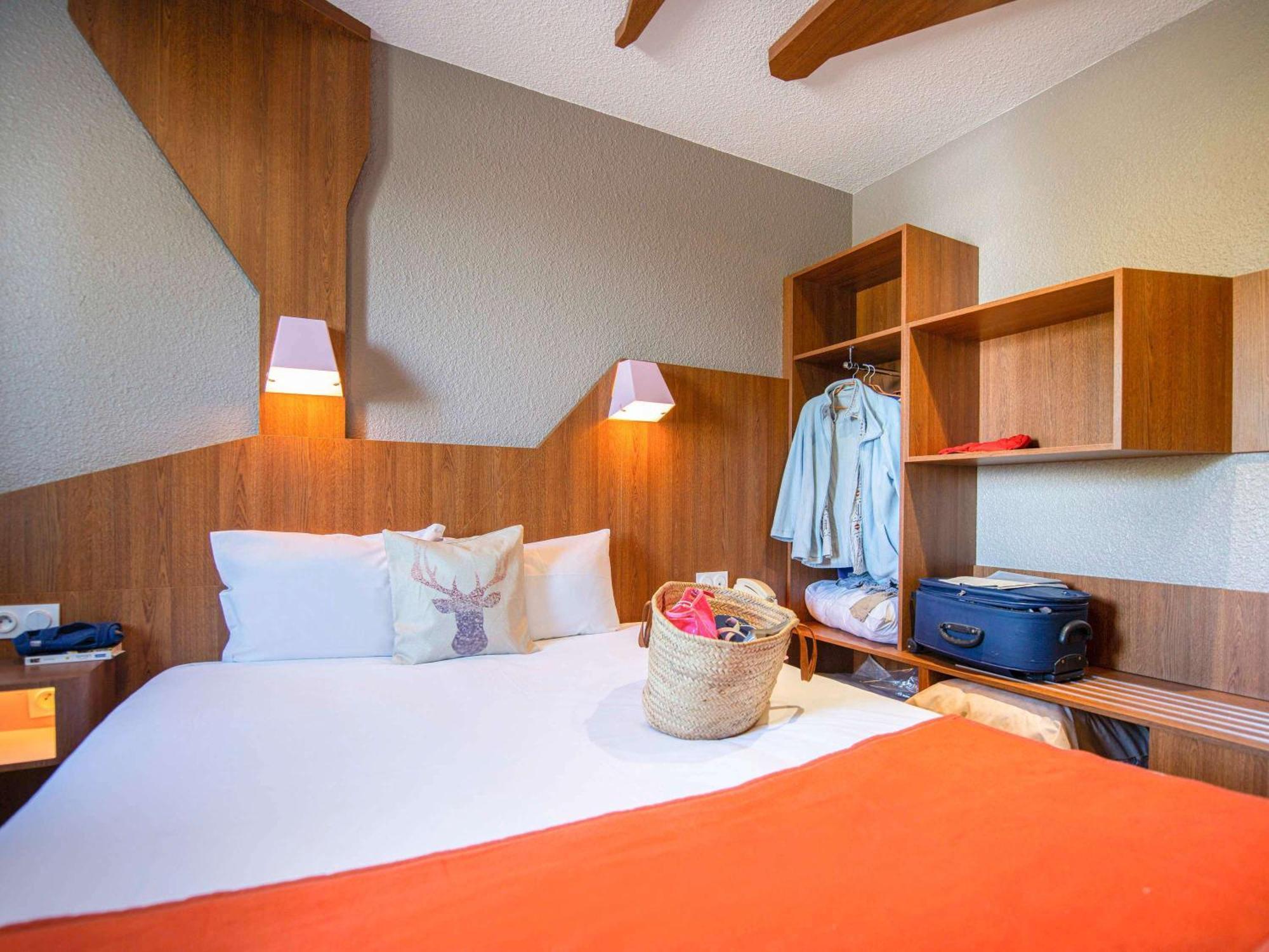 Отель Ibis Styles Жьен Экстерьер фото